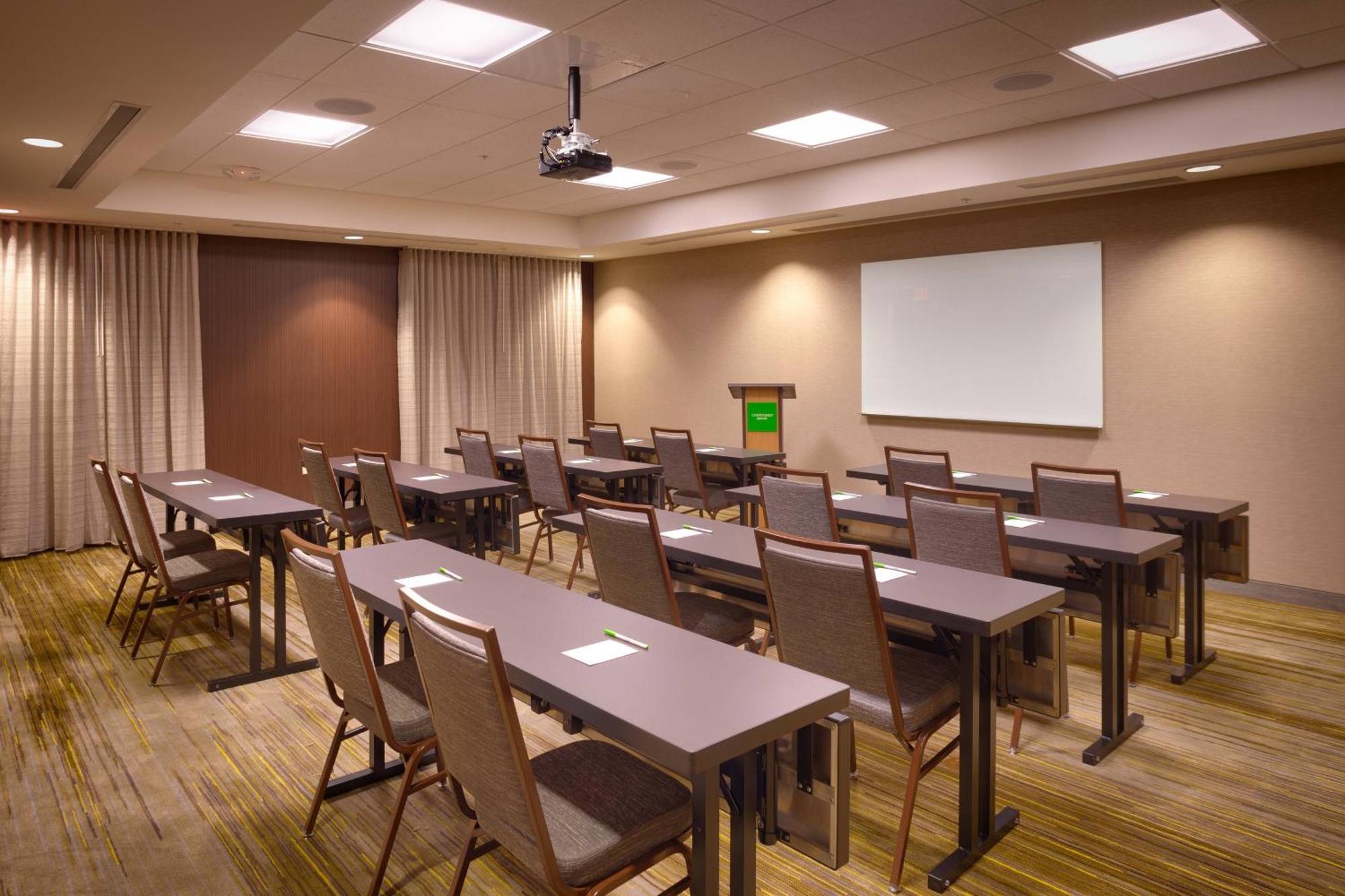Courtyard By Marriott Phoenix Mesa Gateway Airport Dış mekan fotoğraf