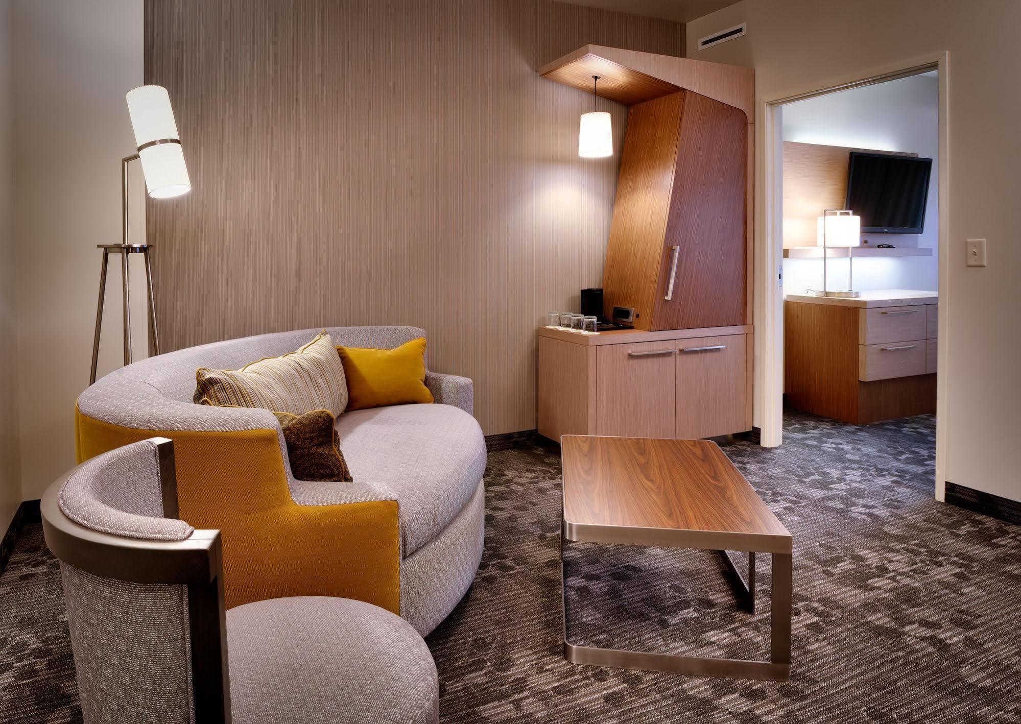 Courtyard By Marriott Phoenix Mesa Gateway Airport Dış mekan fotoğraf